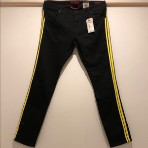 Rnt23 Men’s Denim Milano Fit Model: 1532